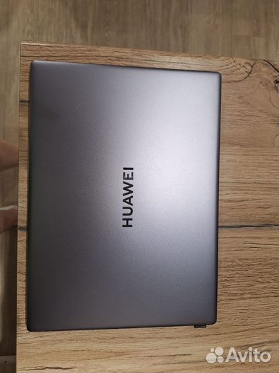 Huawei matebook d 14