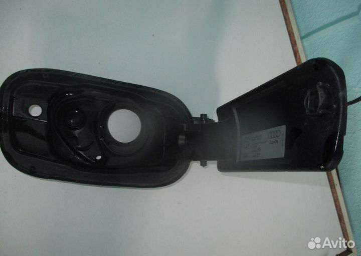 Крышка бензобака Ауди А8 4N0 809 906