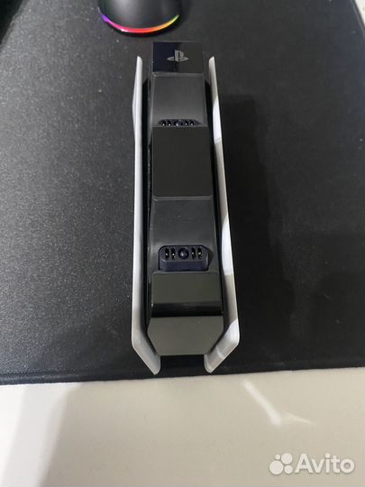 Зарядная станция для геймпада ps5