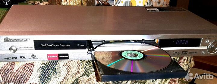 Pioneer DVD player DV- 696-AV-S