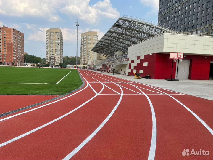 Укладка бесшовного резинового покрытия