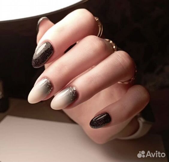 Маникюр педикюр