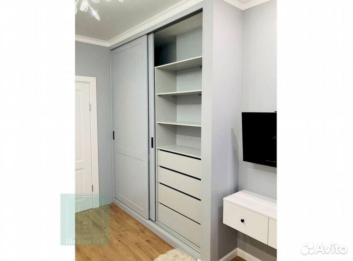 Стенка в гостиную