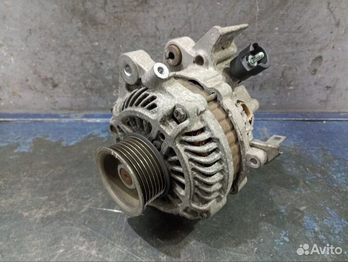 Генератор Honda Civic 8 4D FD