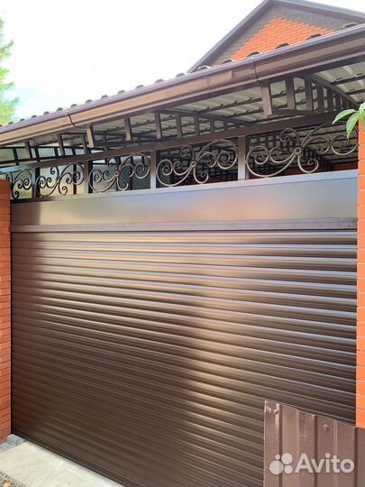 Рулонные ворота из прочного профиля с пультом