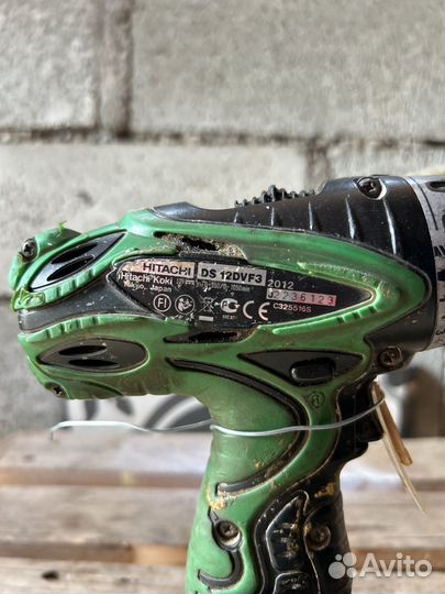Аккумуляторная дрель hitachi ds 12dfv3