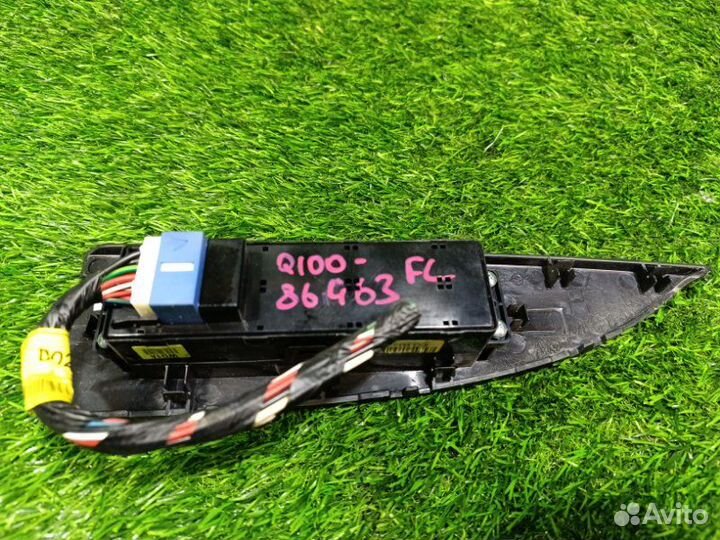 Блок упр. стеклоподьемниками передний левый