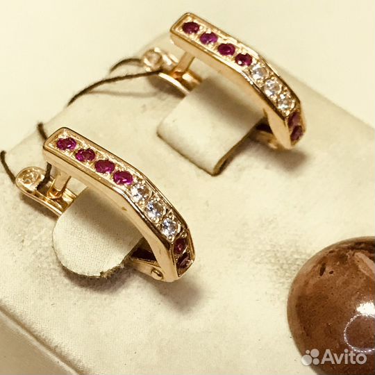 Золотые серьги