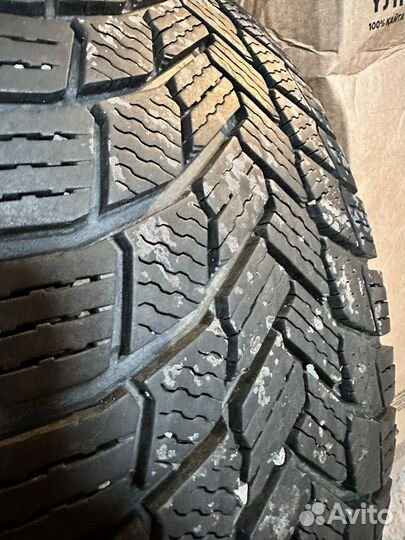 Michelin X-Ice Snow SUV 225/65 R17