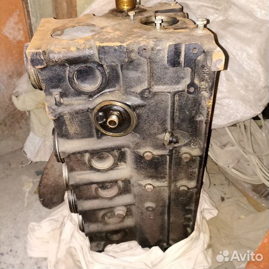 Продам блок на бмв