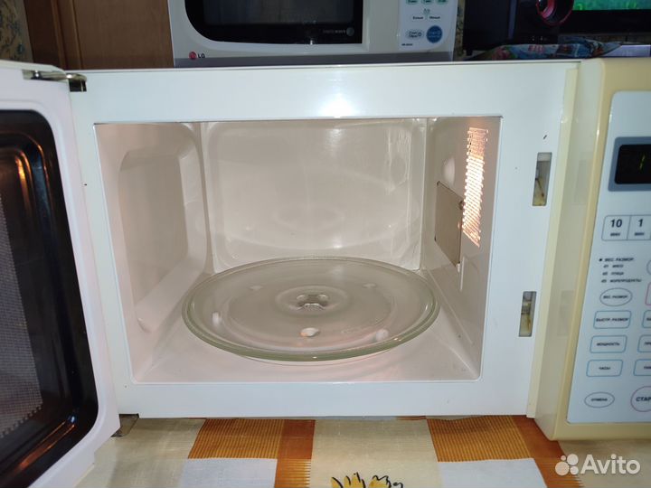 Микроволновая печь Elenberg