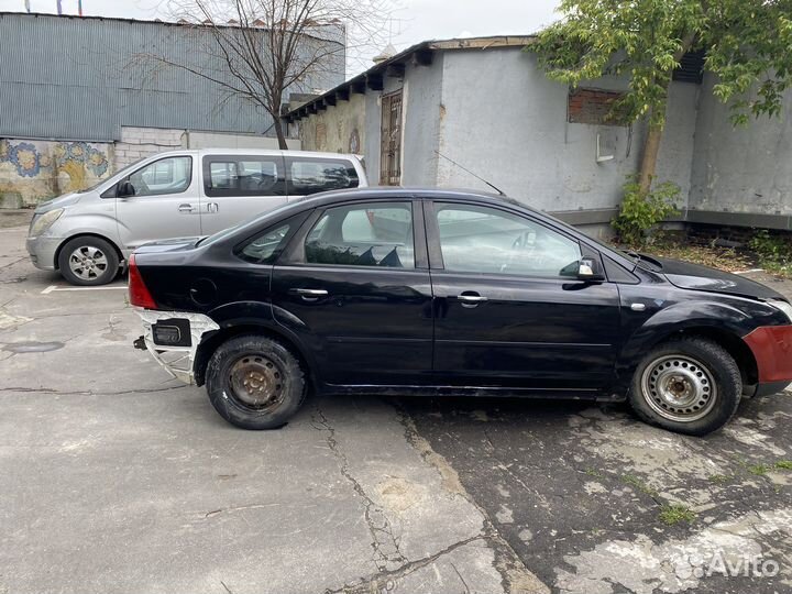 Ford Focus 2.0 МТ, 2007, битый, 190 000 км