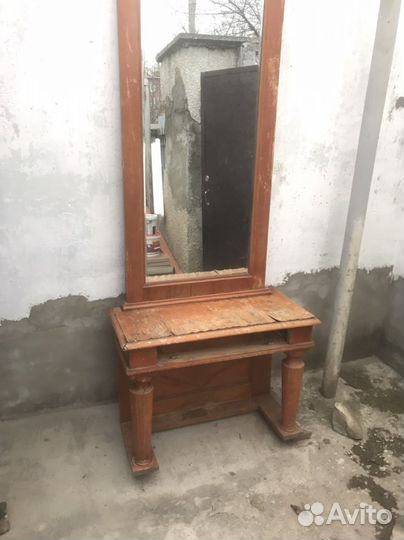 Зеркало старинное