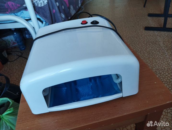 Уф лампа для ногтей