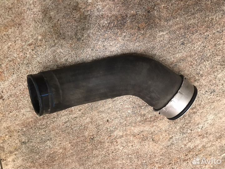 Патрубок интеркулера VW Transporter T5 2.5TDI