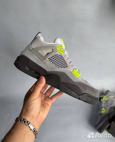 Кроссовки Nike air Jordan 4 retro se neon