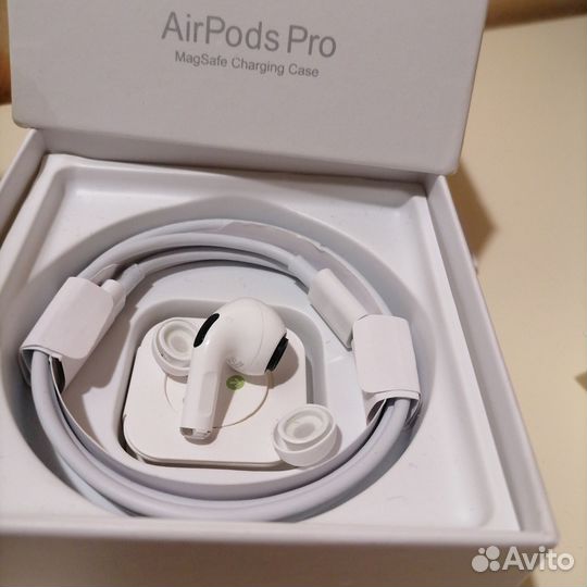 Наушники AirPods Pro. Реплика