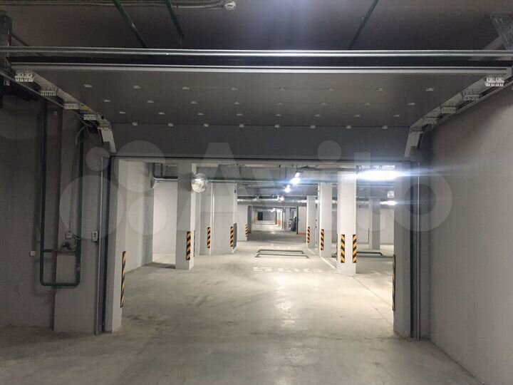 Машиноместо, 20 м²