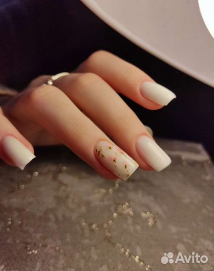 Маникюр
