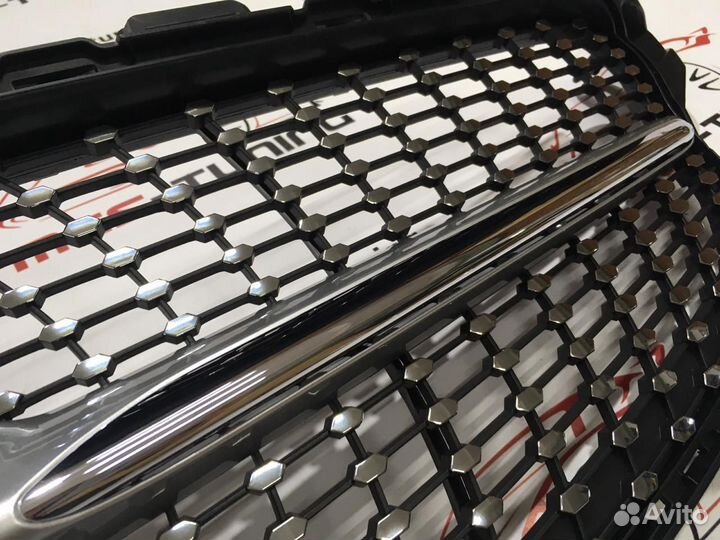 Решётка Mercedes C205 