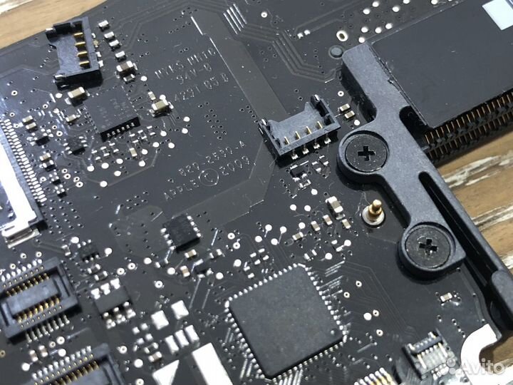 Донорская плата Macbook Pro 13