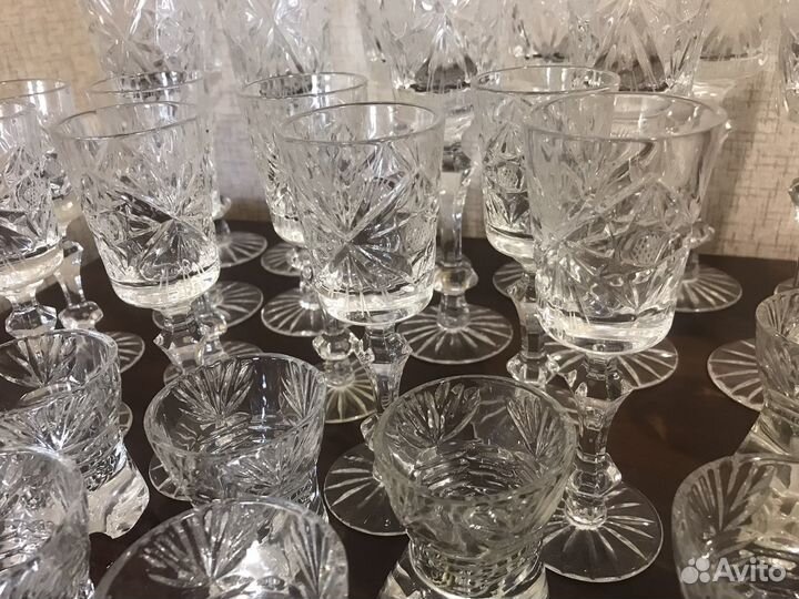 Фужеры, бокалы, рюмки из хрусталя