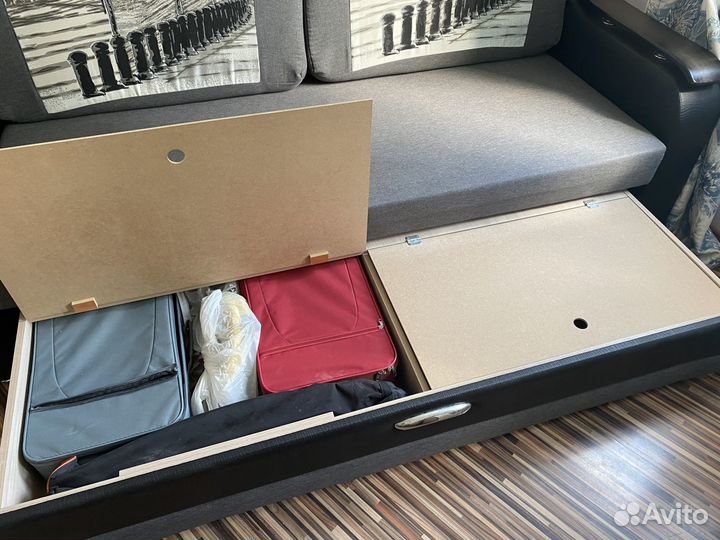 Диван Лидер