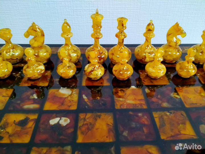 Янтарные Шахматы, Шахматы из Янтаря