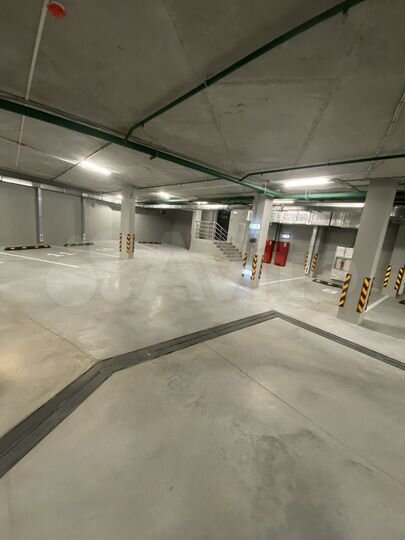 Машиноместо, 13 м²
