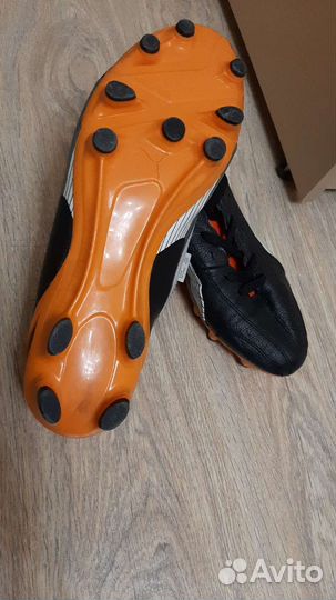 Футбольные бутсы