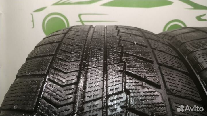 Bridgestone Blizzak VRX 225/55 R17