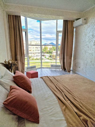 1-к. квартира, 50 м², 4/12 эт.