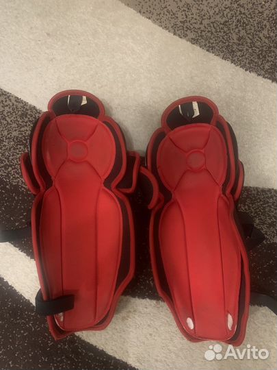 Щитки хоккейные 15 mad guy