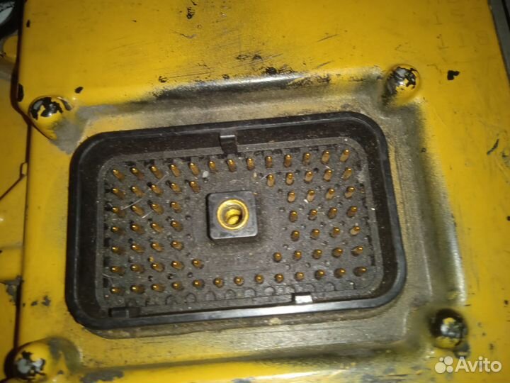 Блок управления двигателем caterpillar