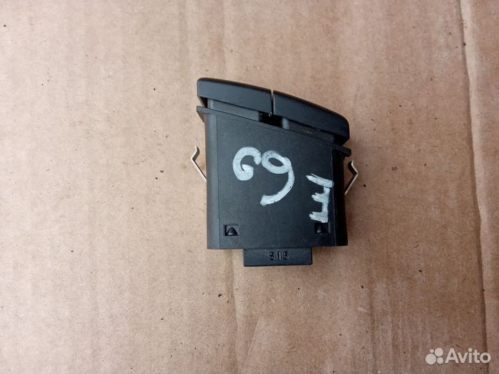 Кнопка аварийки Bmw E60 E70 E71 E83