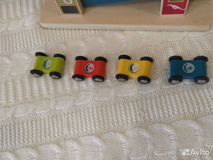 Детские машинки игрушки автотрек