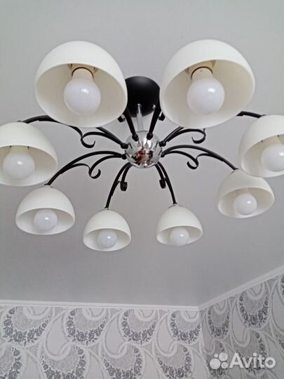 Люстра подвесная потолочная