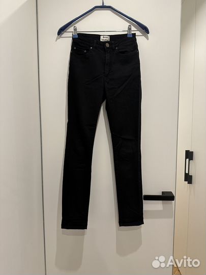 Джинсы женские