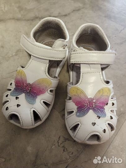 Сандалии для девочки