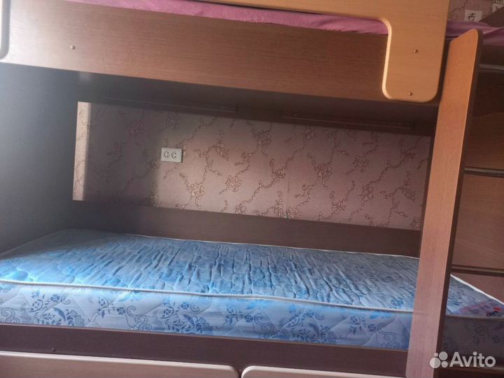 Кровать с матрасом бу