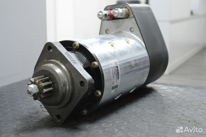 Стартер Deutz, KHD новый 24V 9 kw Bosch