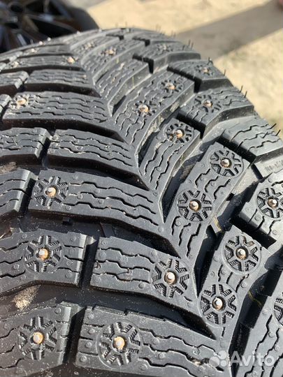 R15 Michelin X-Ice North 4 185/65, PCD 4x100 DIA 54.1