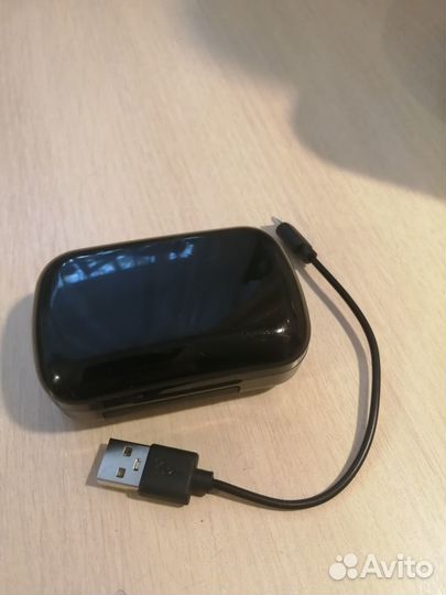 Беспроводные наушники новые