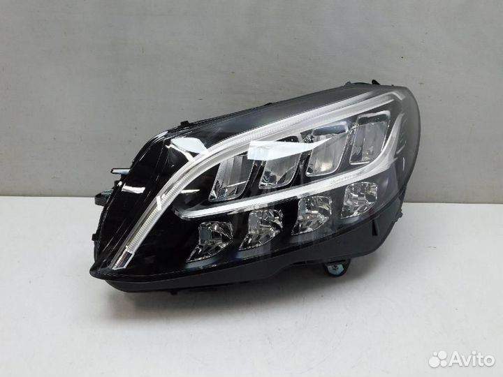 Фара левая Mercedes-Benz C-Class