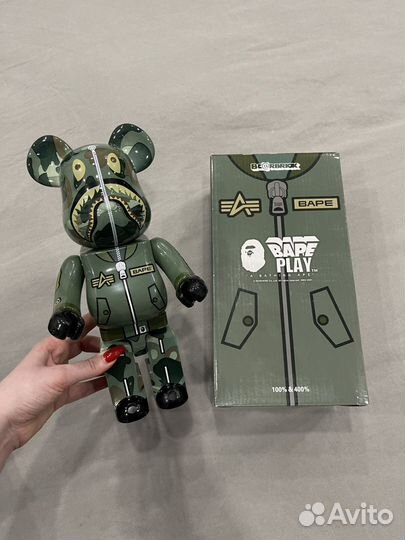 Мишка bearbrick bape play