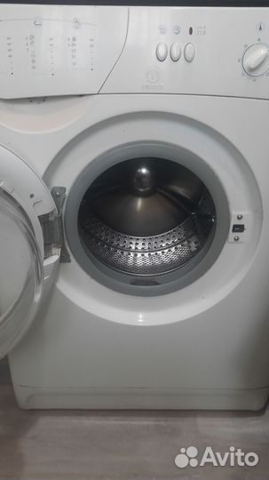 Стиральная машина indesit на запчасти