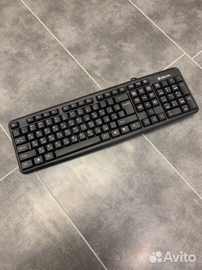 Клавиатура проводная Defender Element HB-520