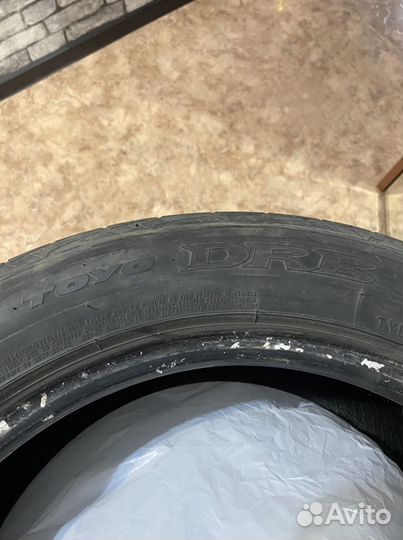 Toyo DRB 215/55 R17