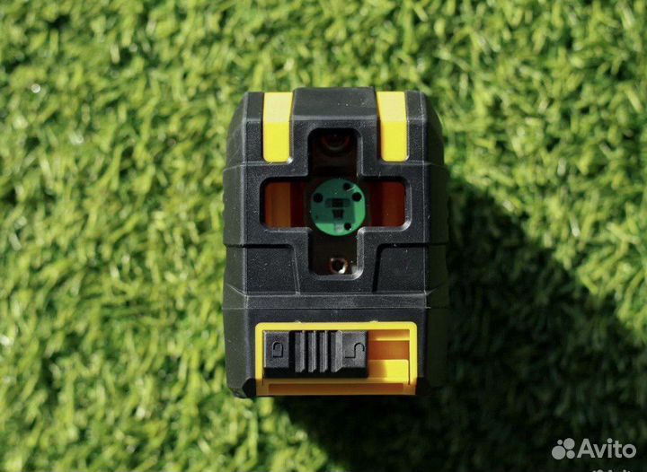 Лазерный уровень denzel LX 03