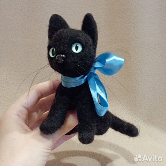 Игрушка интерьерная черный кот